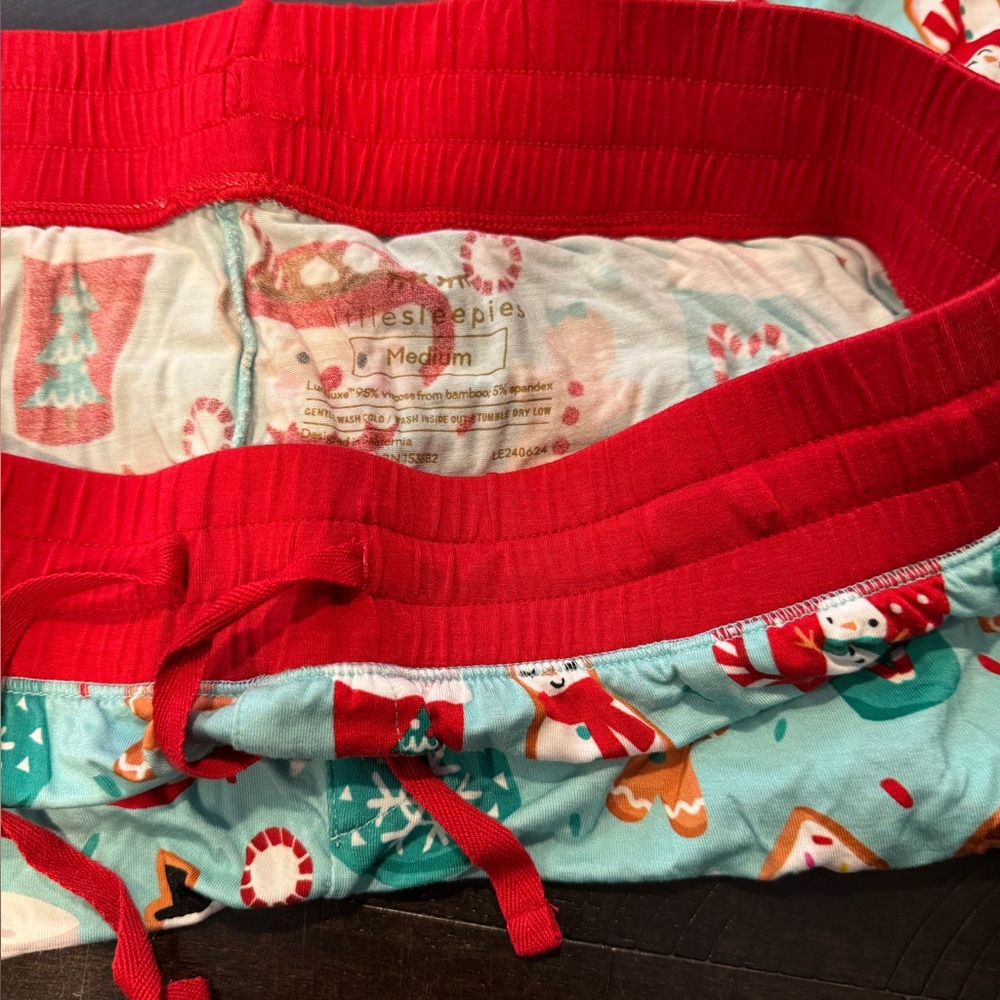 Little Sleepies Women’s Size Medium Peppermint Mocha PJ set - Picture 7 of 7